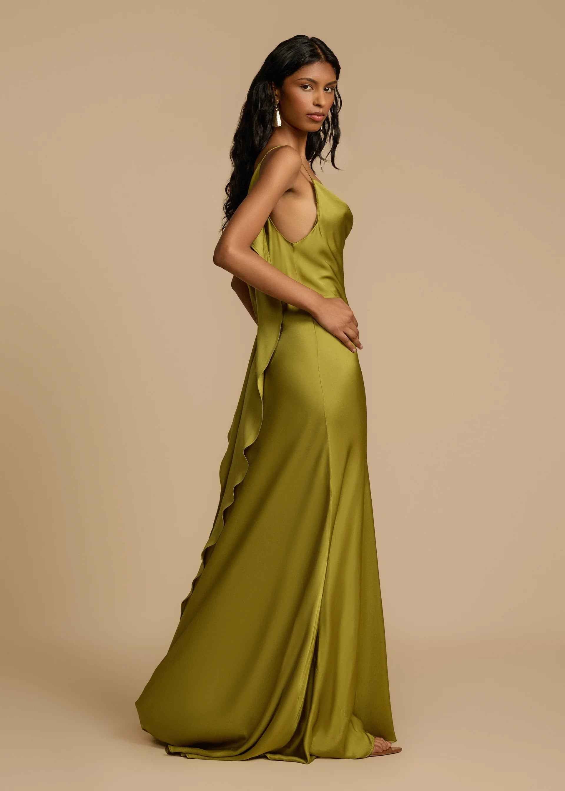 vestido de formatura verde oliva