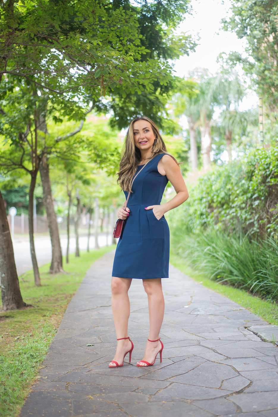 vestido tubinho social
